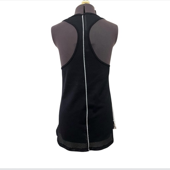 Under Armour Heat Gear Black/White Mesh Active Tank Size S - Picture 3 of 7